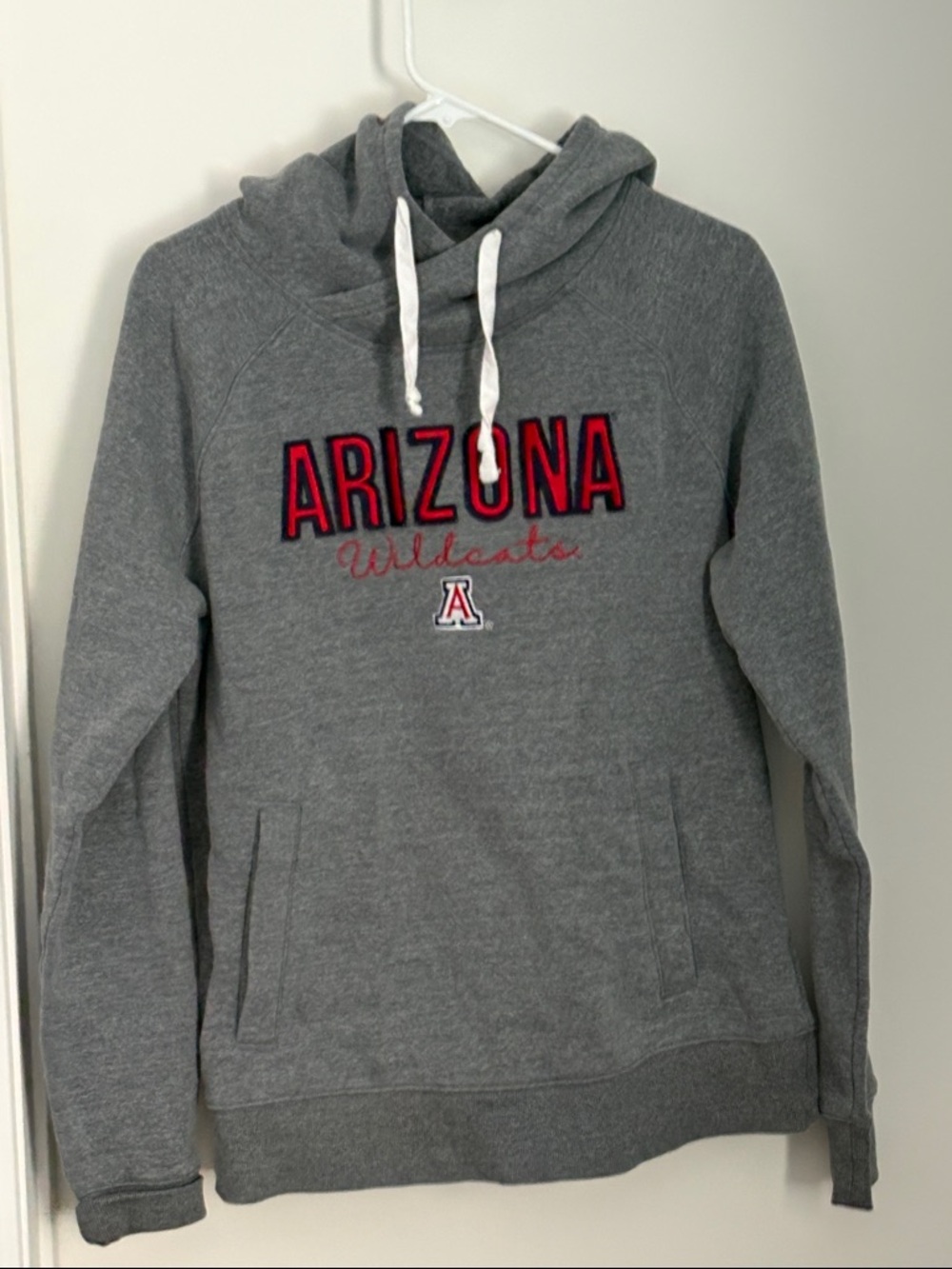 Arizona Wildcats Gray Pullover Hoodie